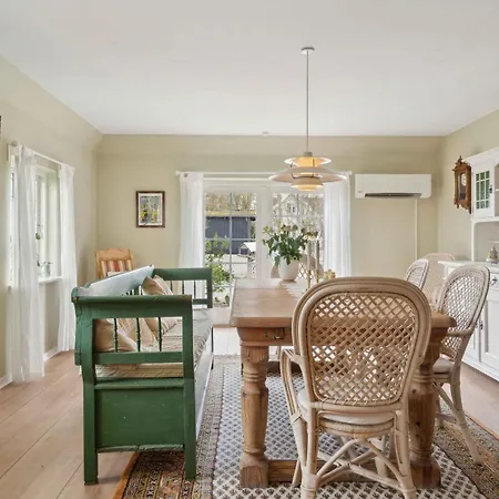 Spacious Near Nature Experiences *