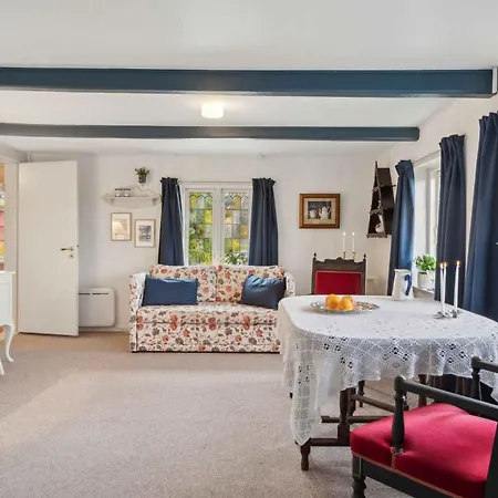 Дом отдыха Spacious Near Nature Experiences