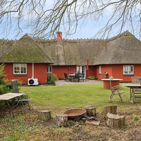 Spacious Near Nature Experiences *
