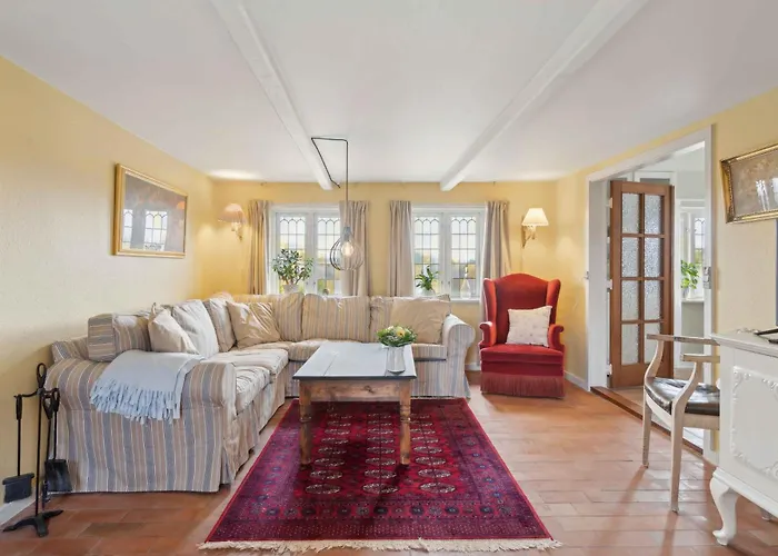 Spacious Near Nature Experiences